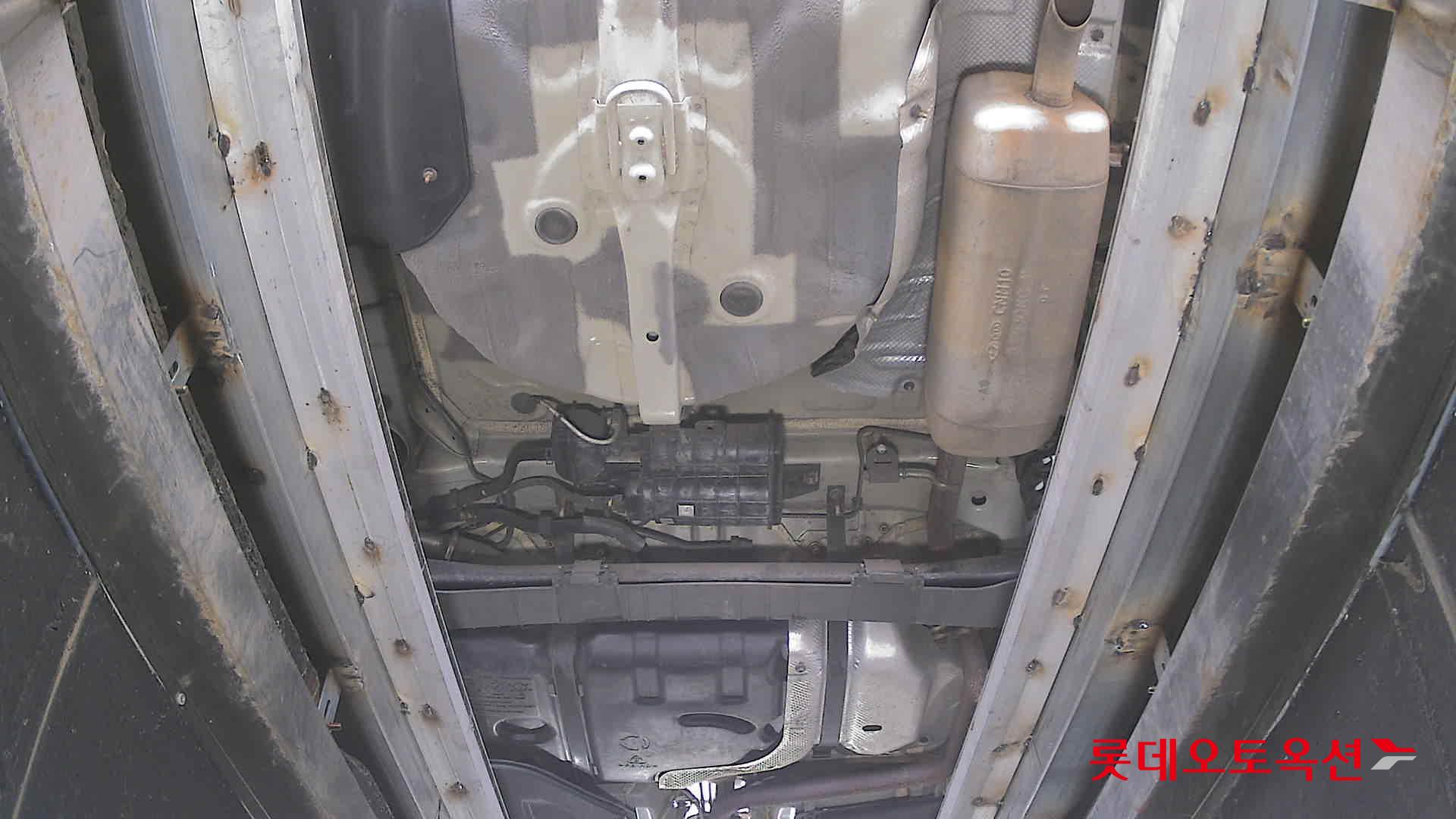 Hyundai Elantra 2021 - Image 2