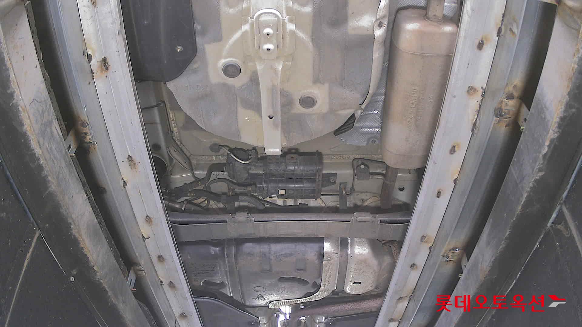 Hyundai Elantra 2021 - Image 2