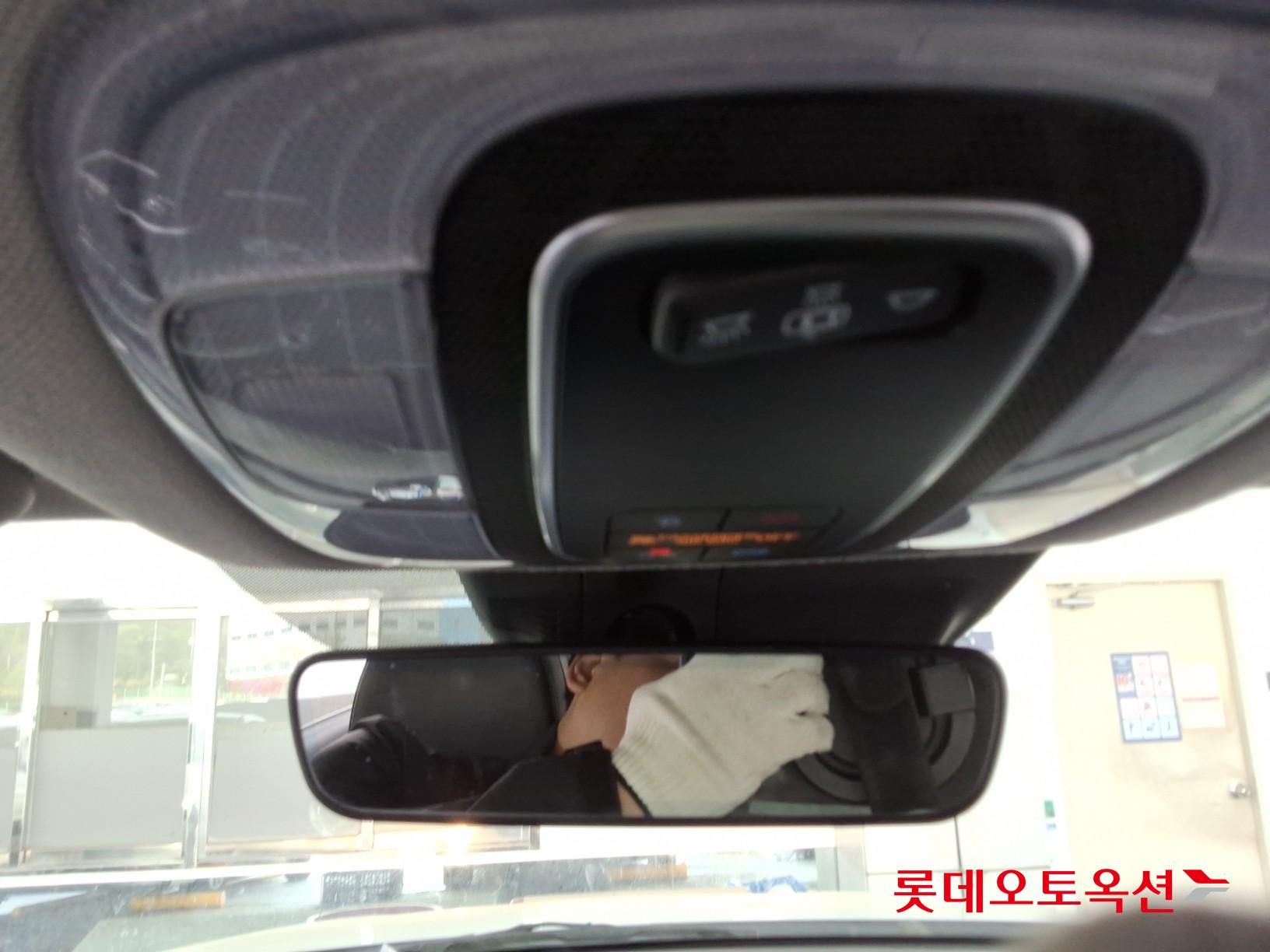 Hyundai Elantra 2021 - Image 31