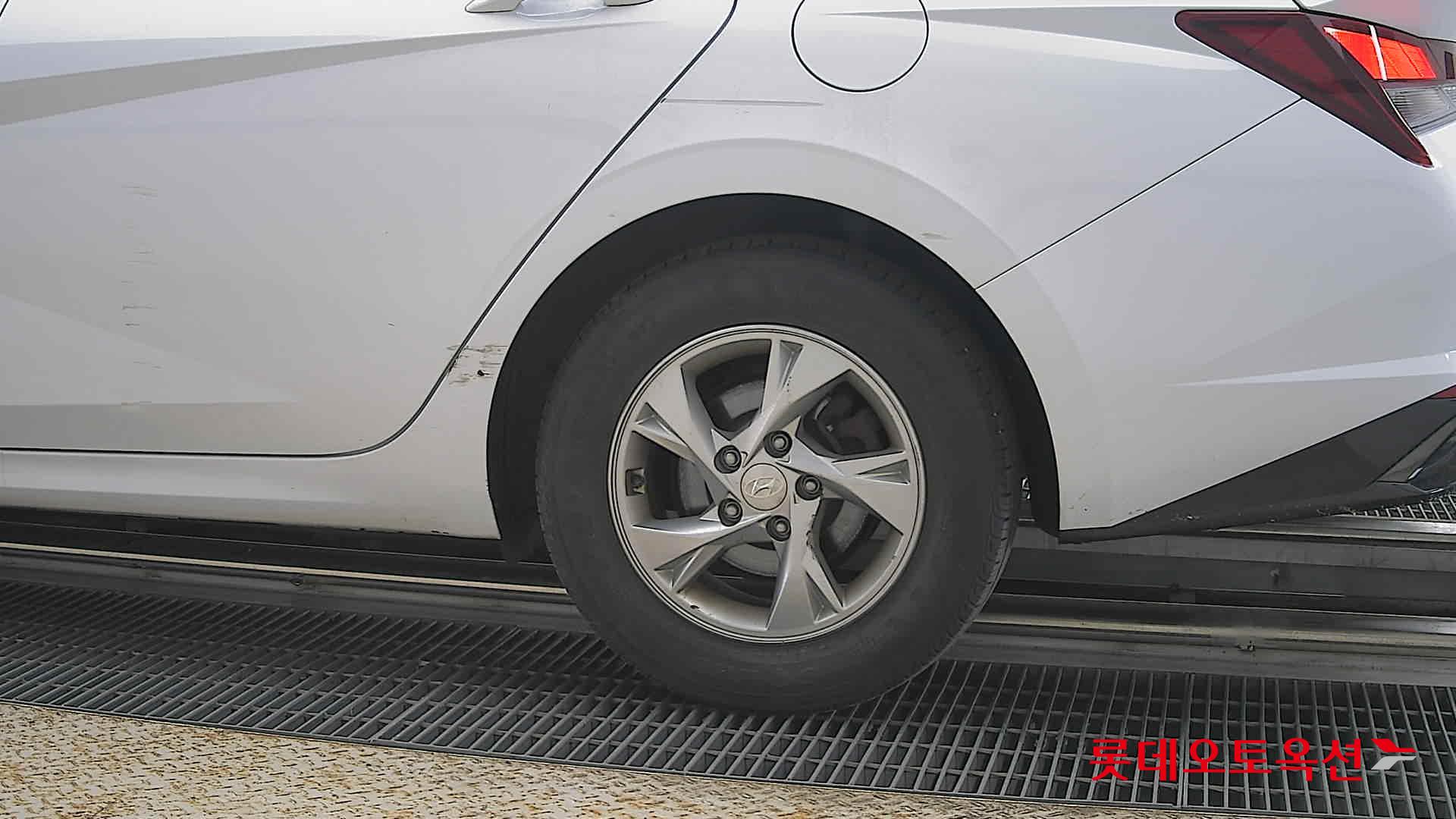 현대자동차 아반떼 2021 - 이미지 26