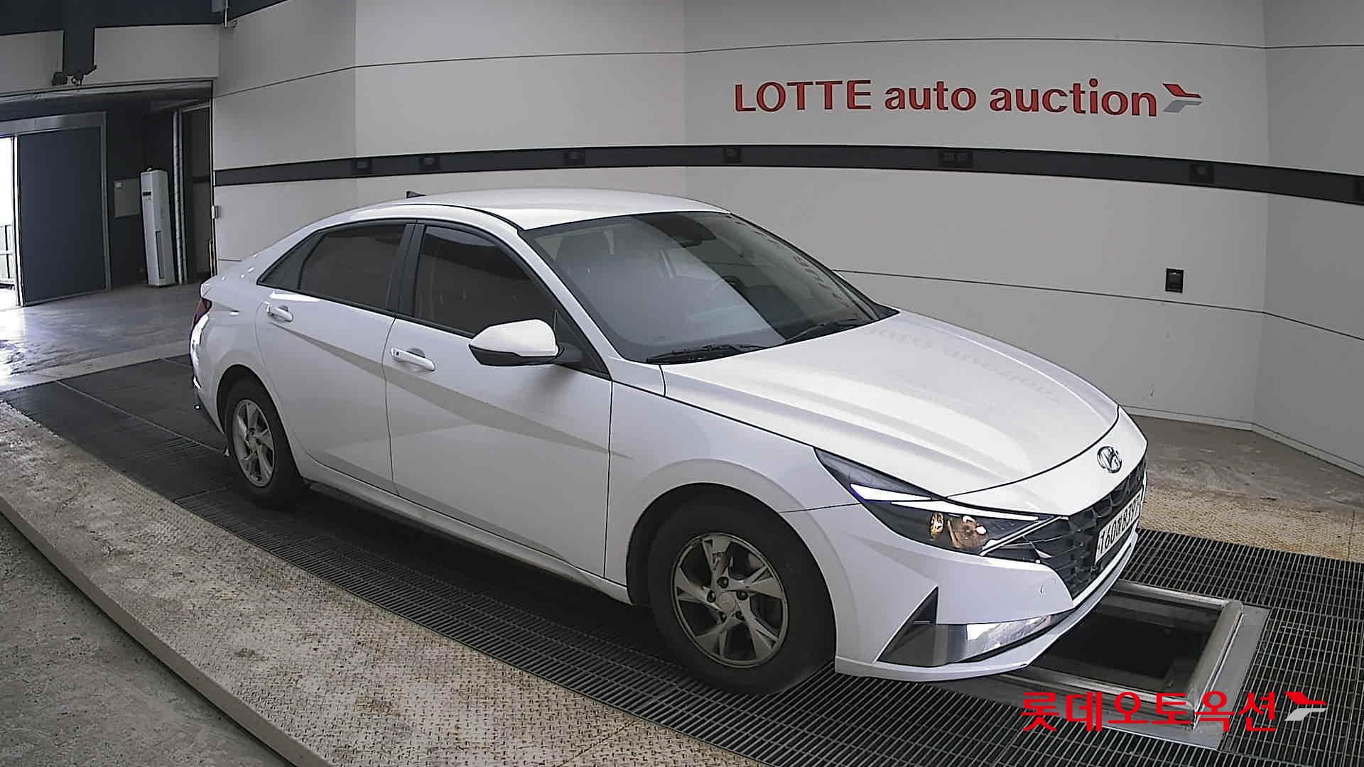 Hyundai Elantra 2021 - Image 23