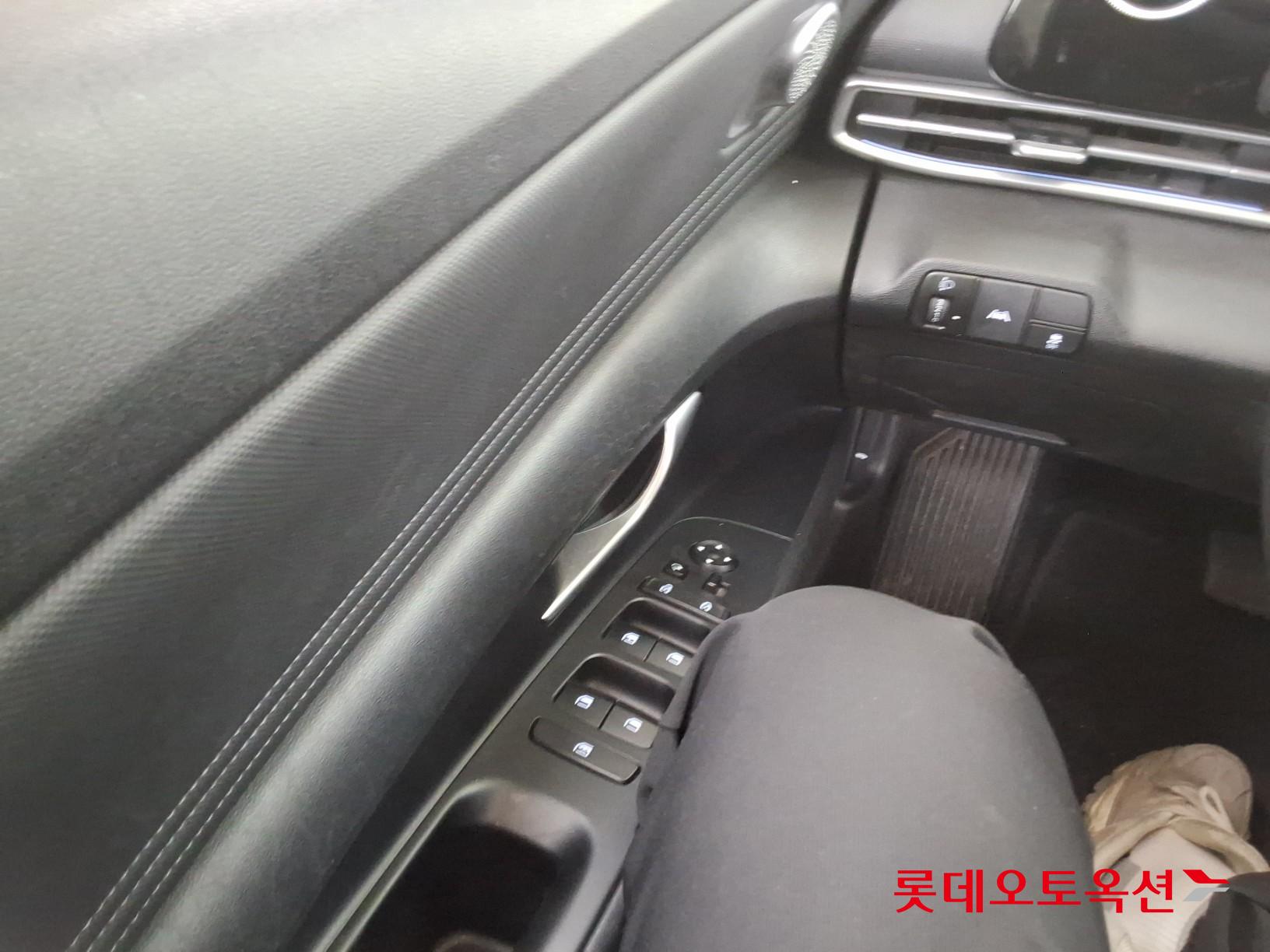 Hyundai Elantra 2021 - Image 29