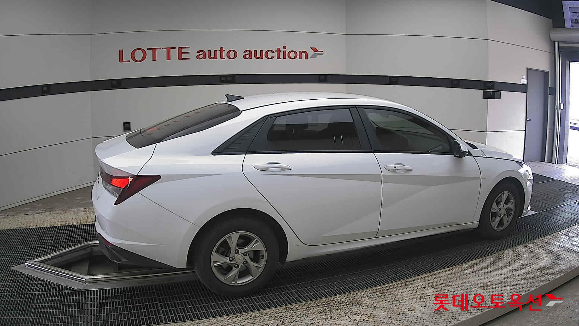 현대자동차 아반떼 2021 - 이미지 20