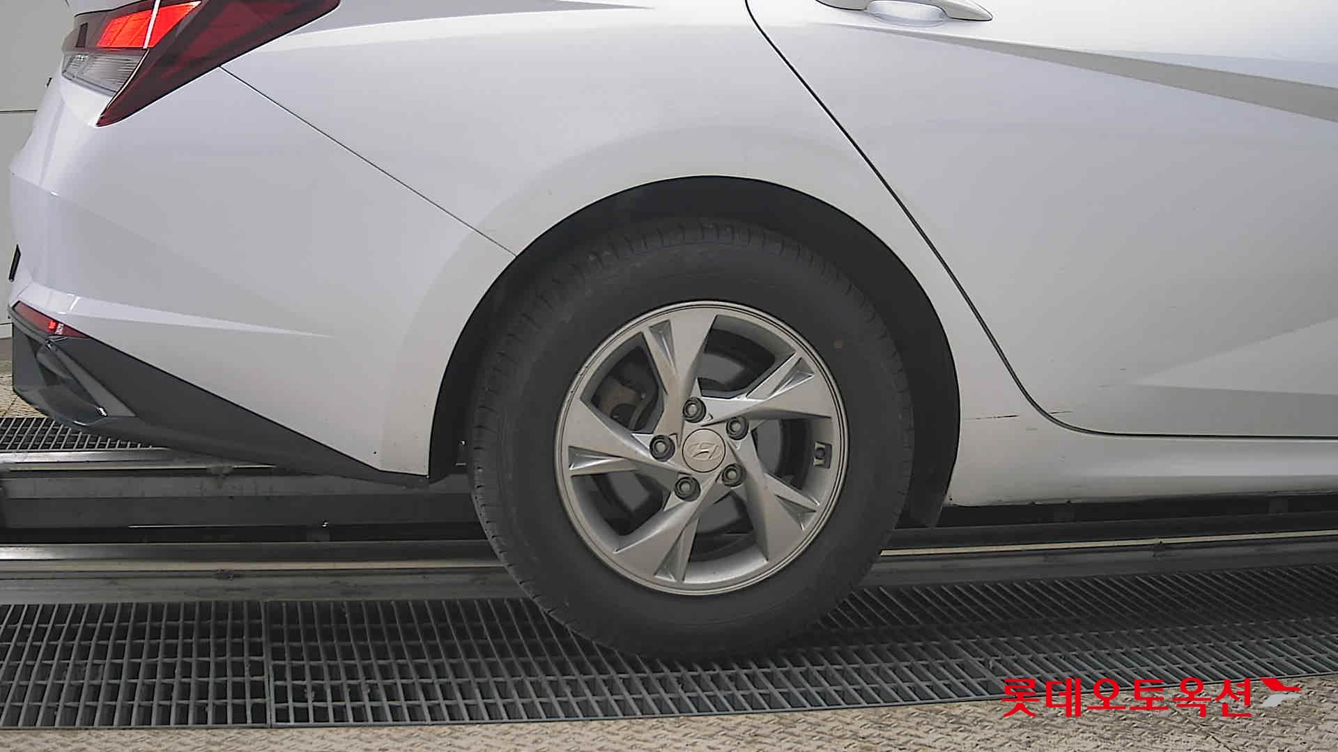 현대자동차 아반떼 2021 - 이미지 28