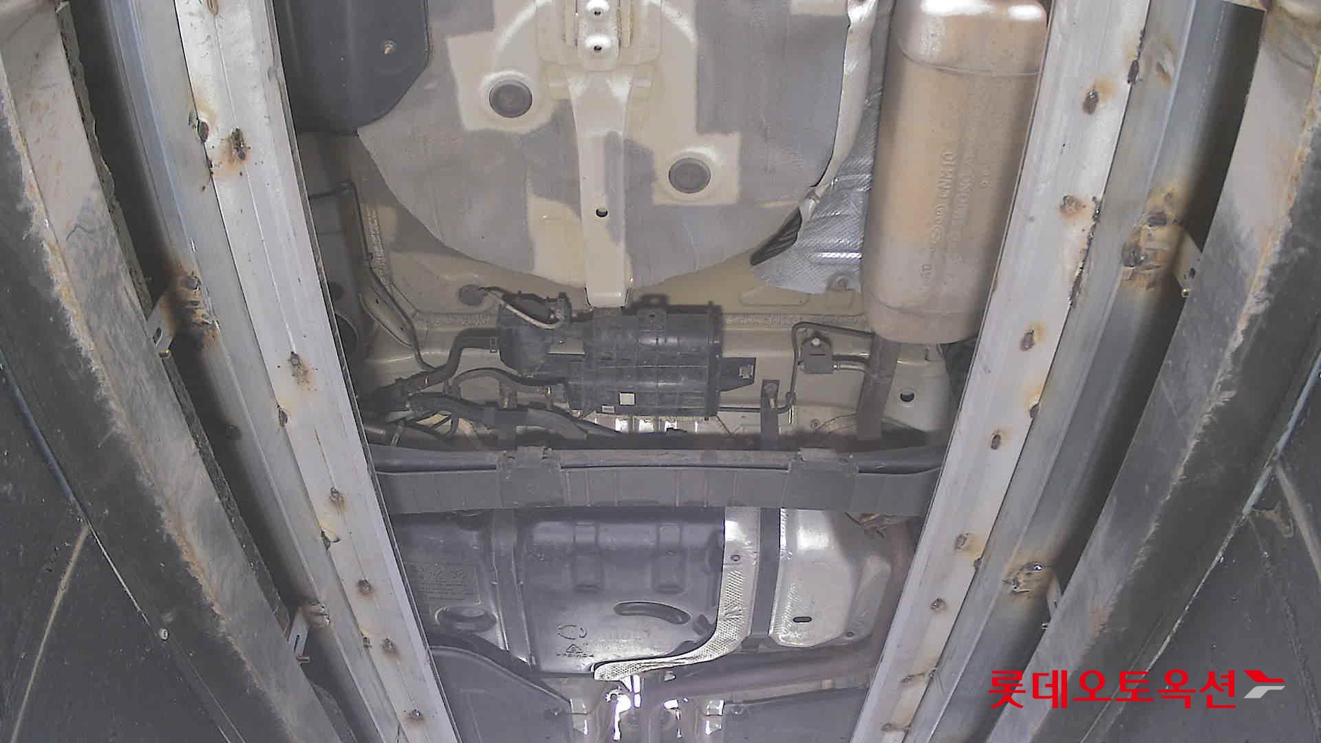 Hyundai Elantra 2021 - Image 2