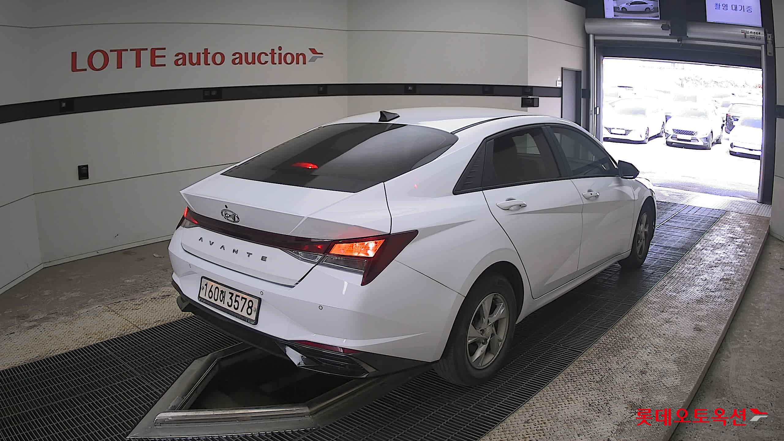 현대자동차 아반떼 2021 - 이미지 5