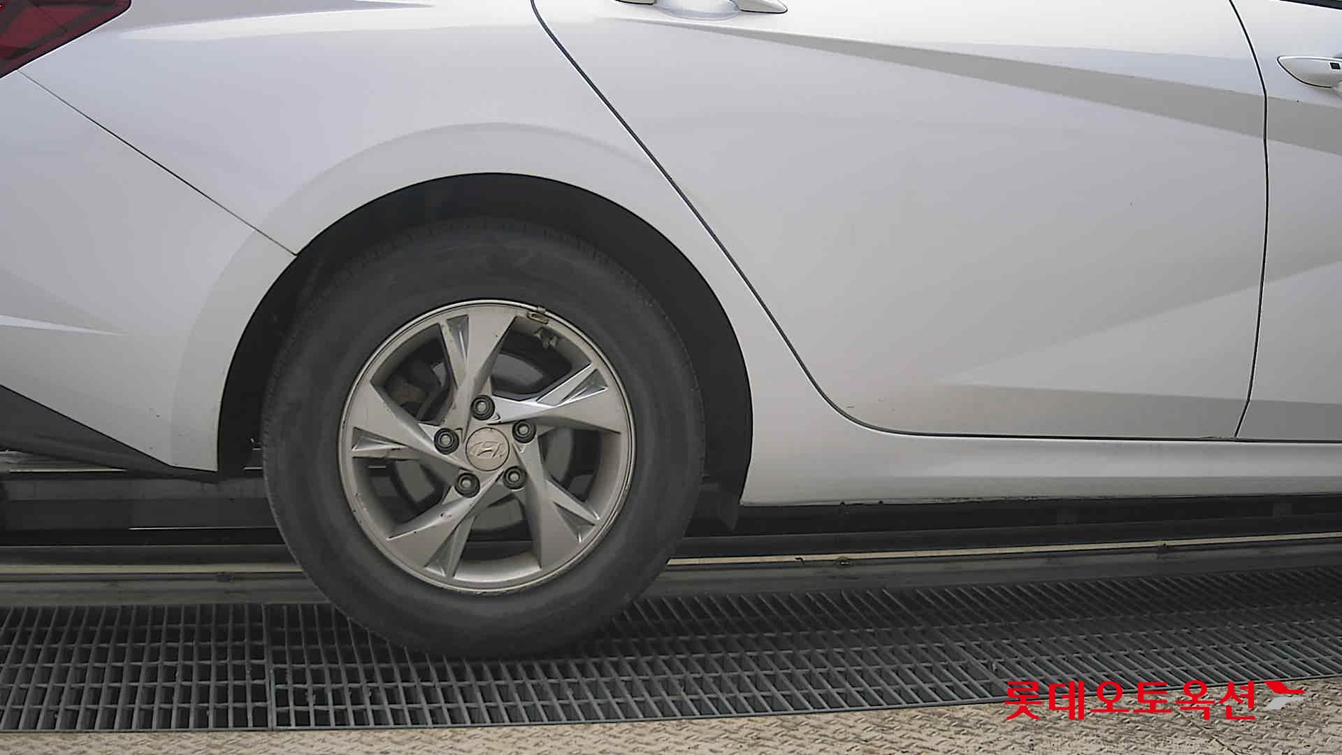 현대자동차 아반떼 2021 - 이미지 28