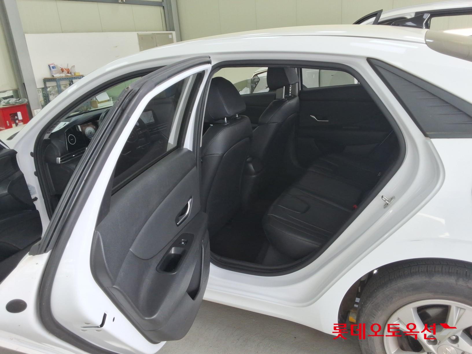 현대자동차 아반떼 2021 - 이미지 38