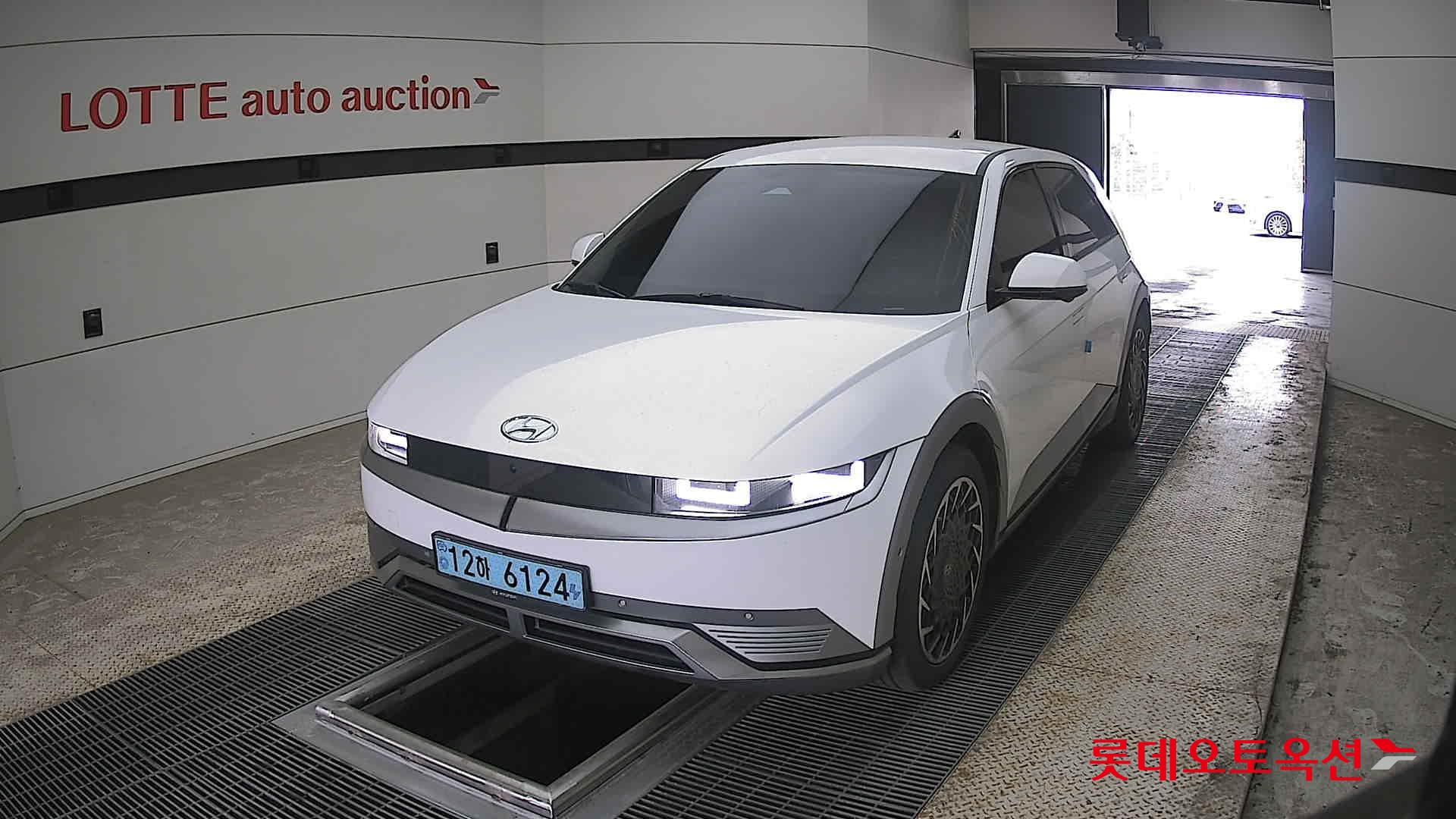 هيونداي أيونيك 5 2022 - صورة 10