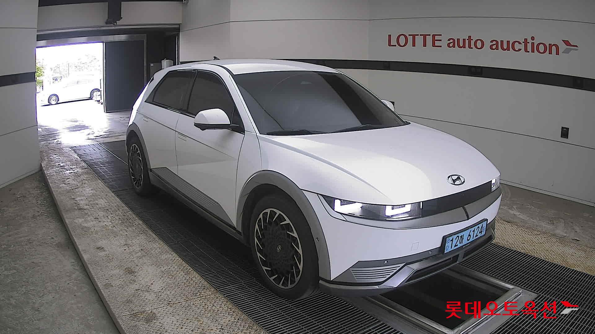 هيونداي أيونيك 5 2022 - صورة 6