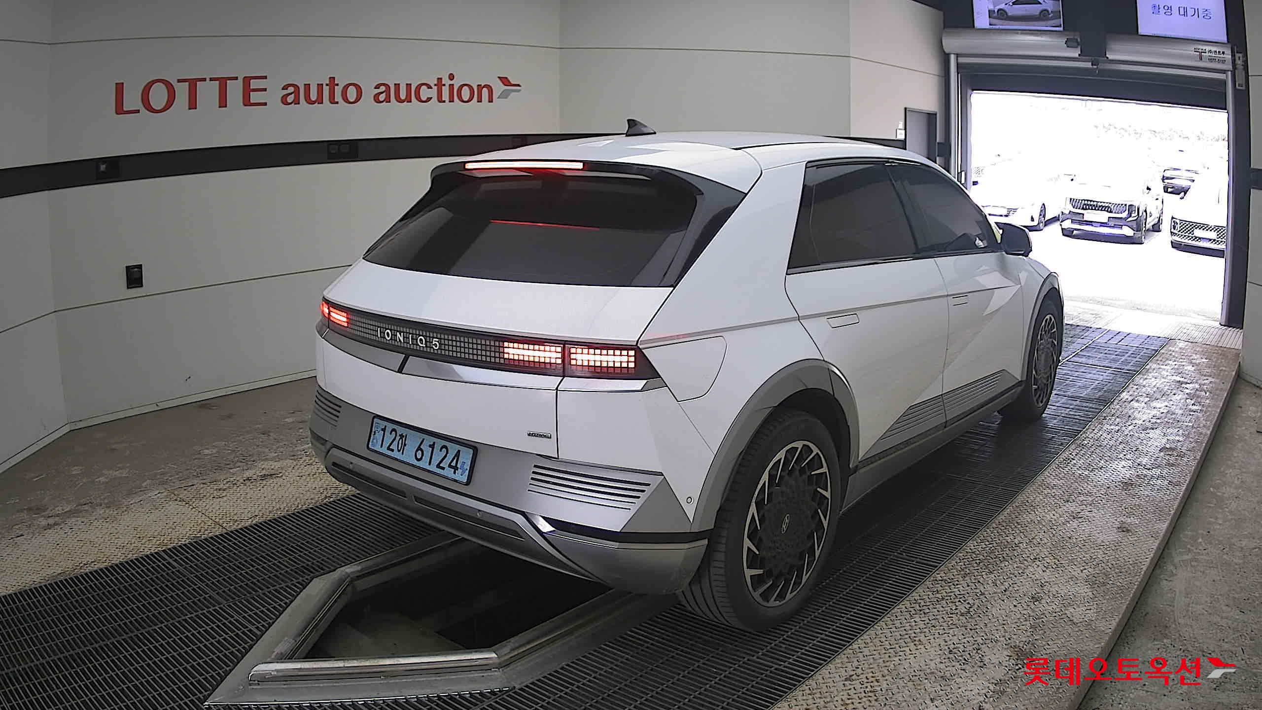 هيونداي أيونيك 5 2022 - صورة 5