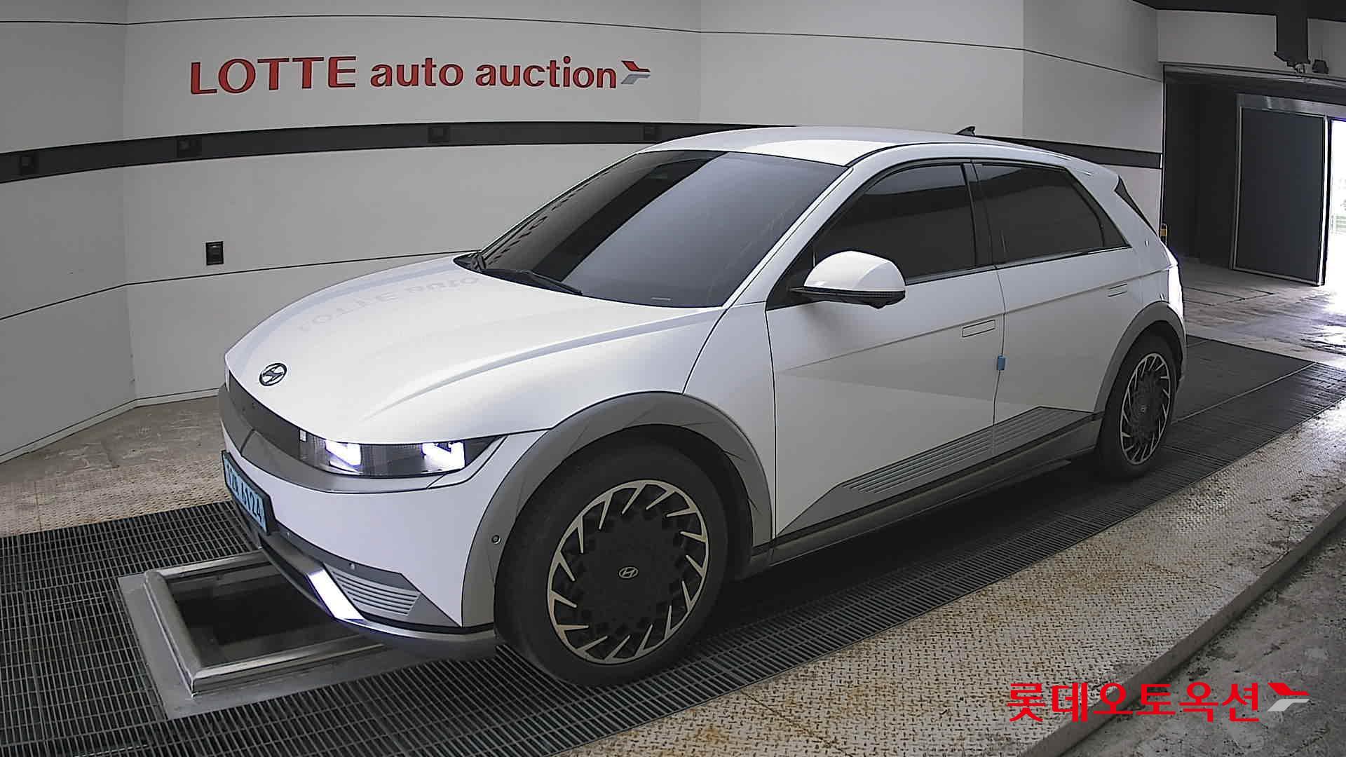 هيونداي أيونيك 5 2022 - صورة 11