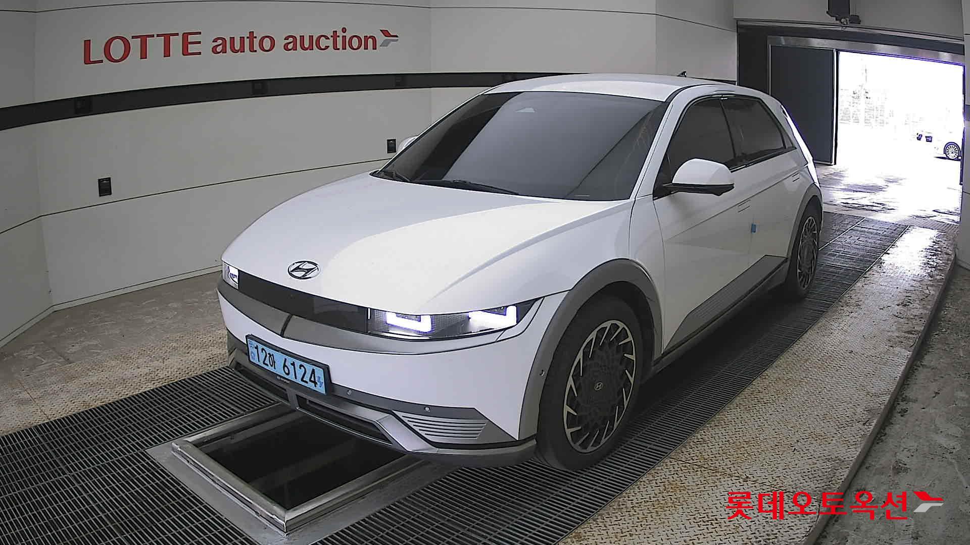 هيونداي أيونيك 5 2022 - صورة 3