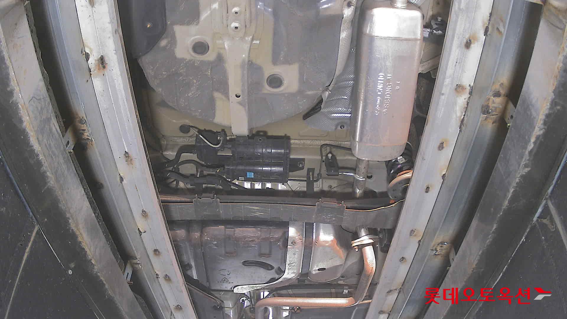 Hyundai Elantra 2021 - Image 2