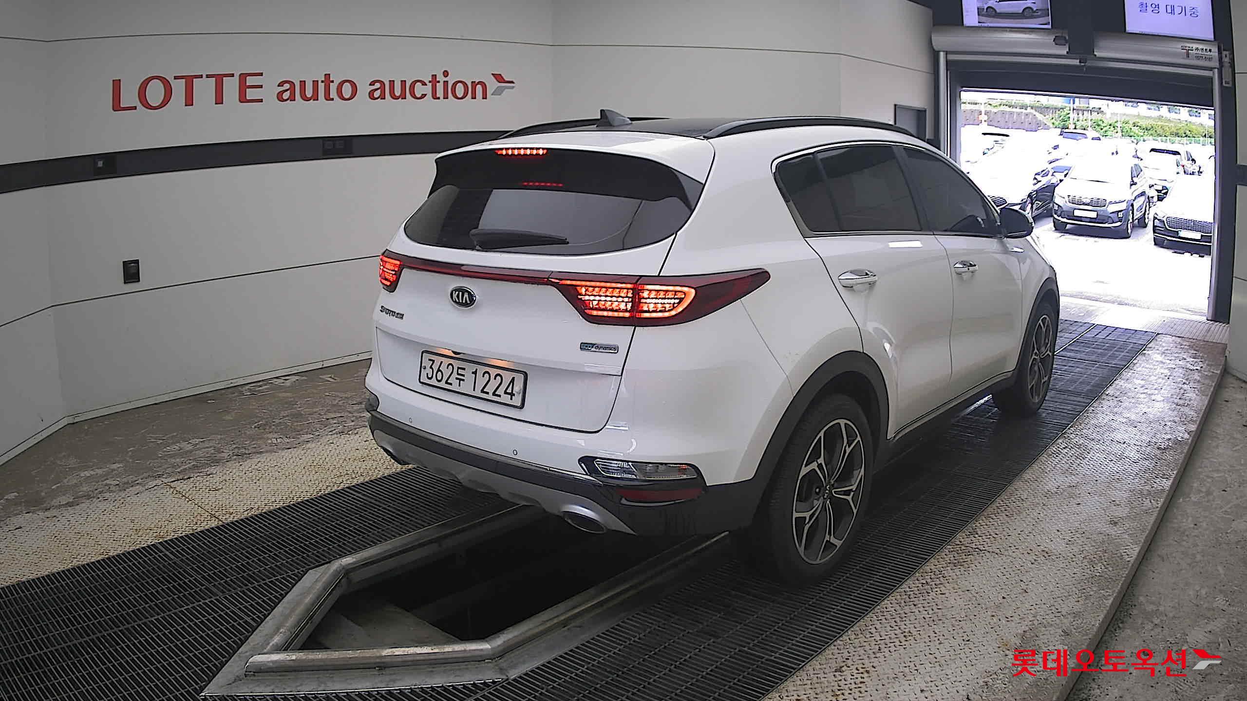 2020 - kia sportage