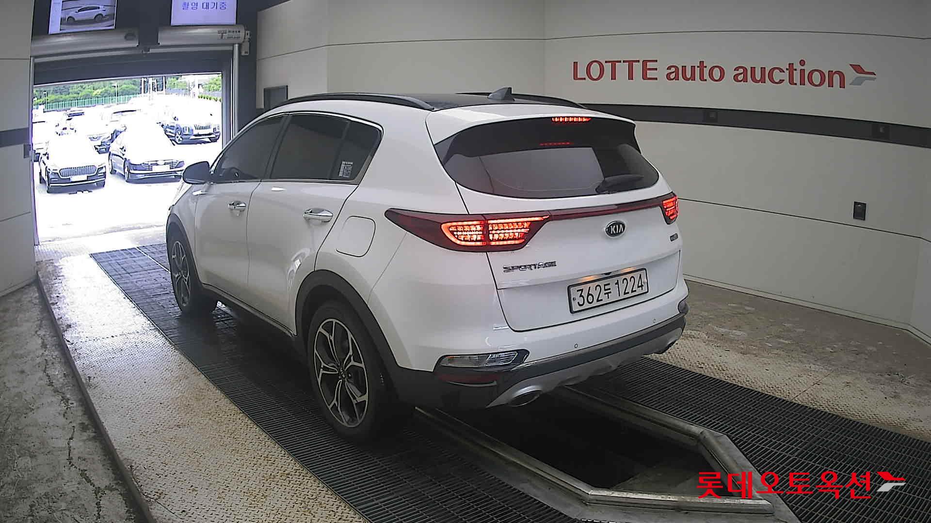 2020 - kia sportage