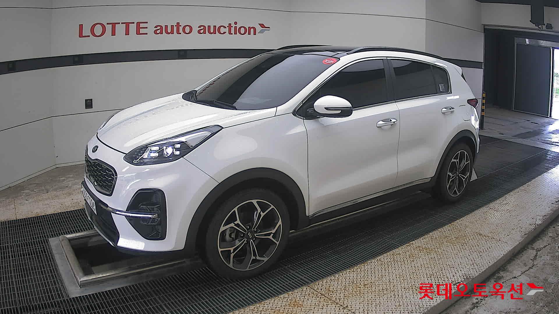 2020 - kia sportage