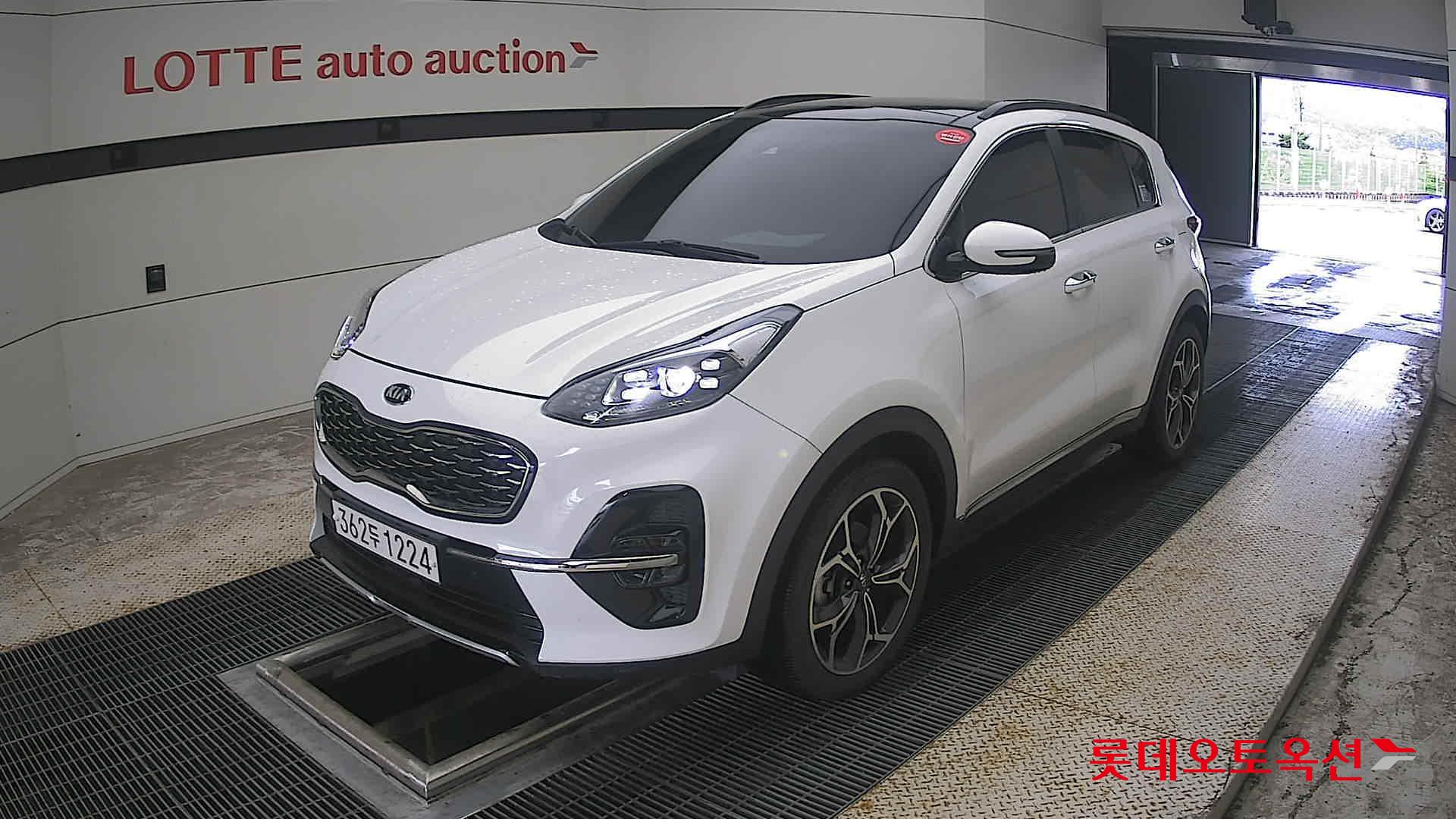 2020 - kia sportage