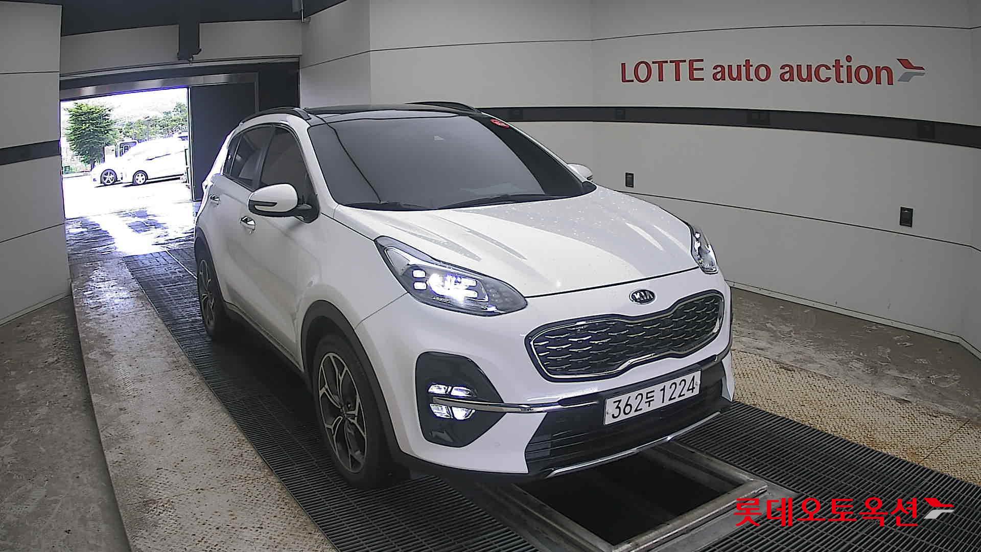 2020 - kia sportage