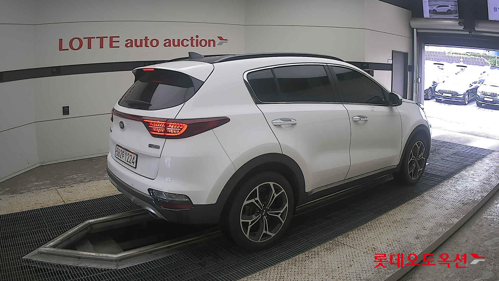 2020 - kia sportage