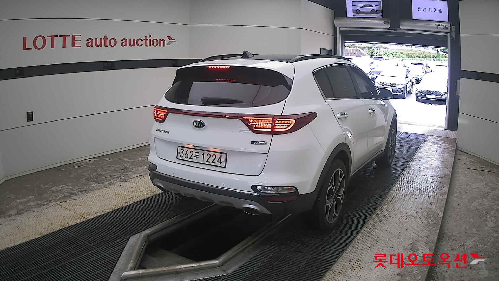 2020 - kia sportage