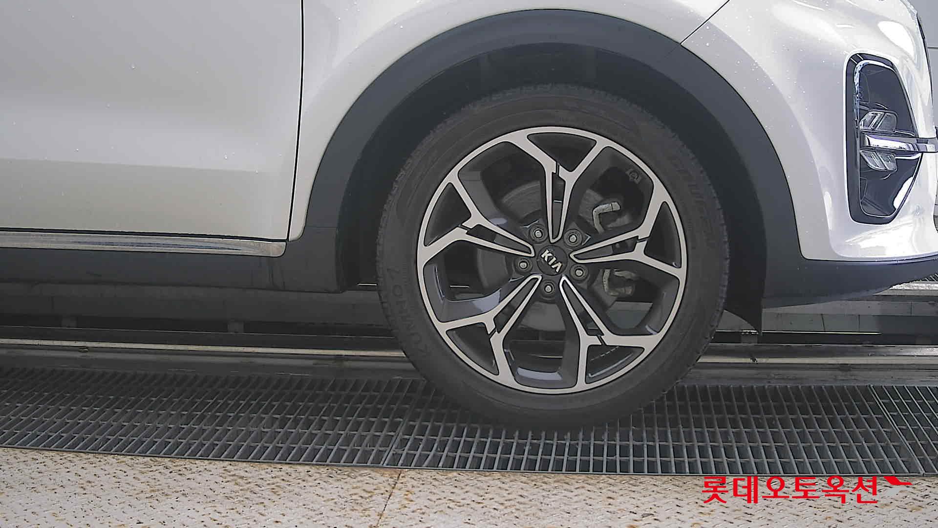 2020 - kia sportage