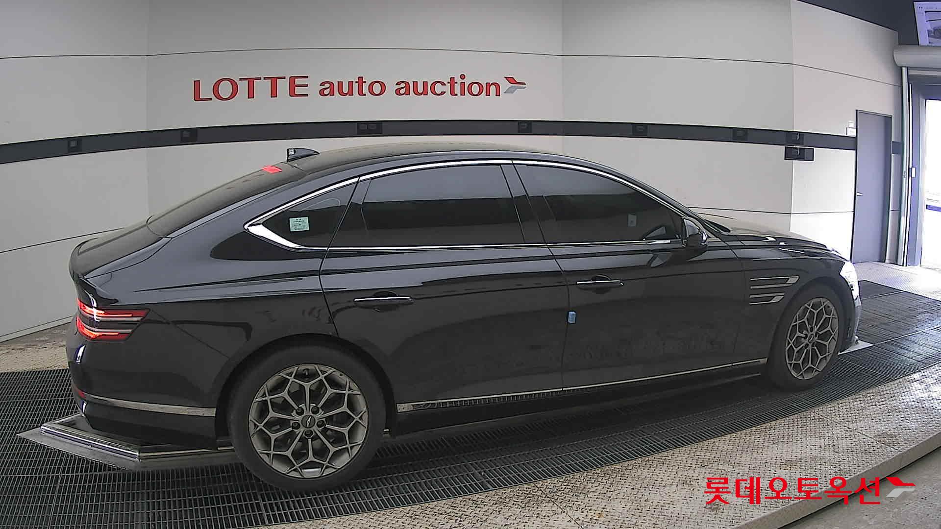 جينيسيس G80 2021 - صورة 20