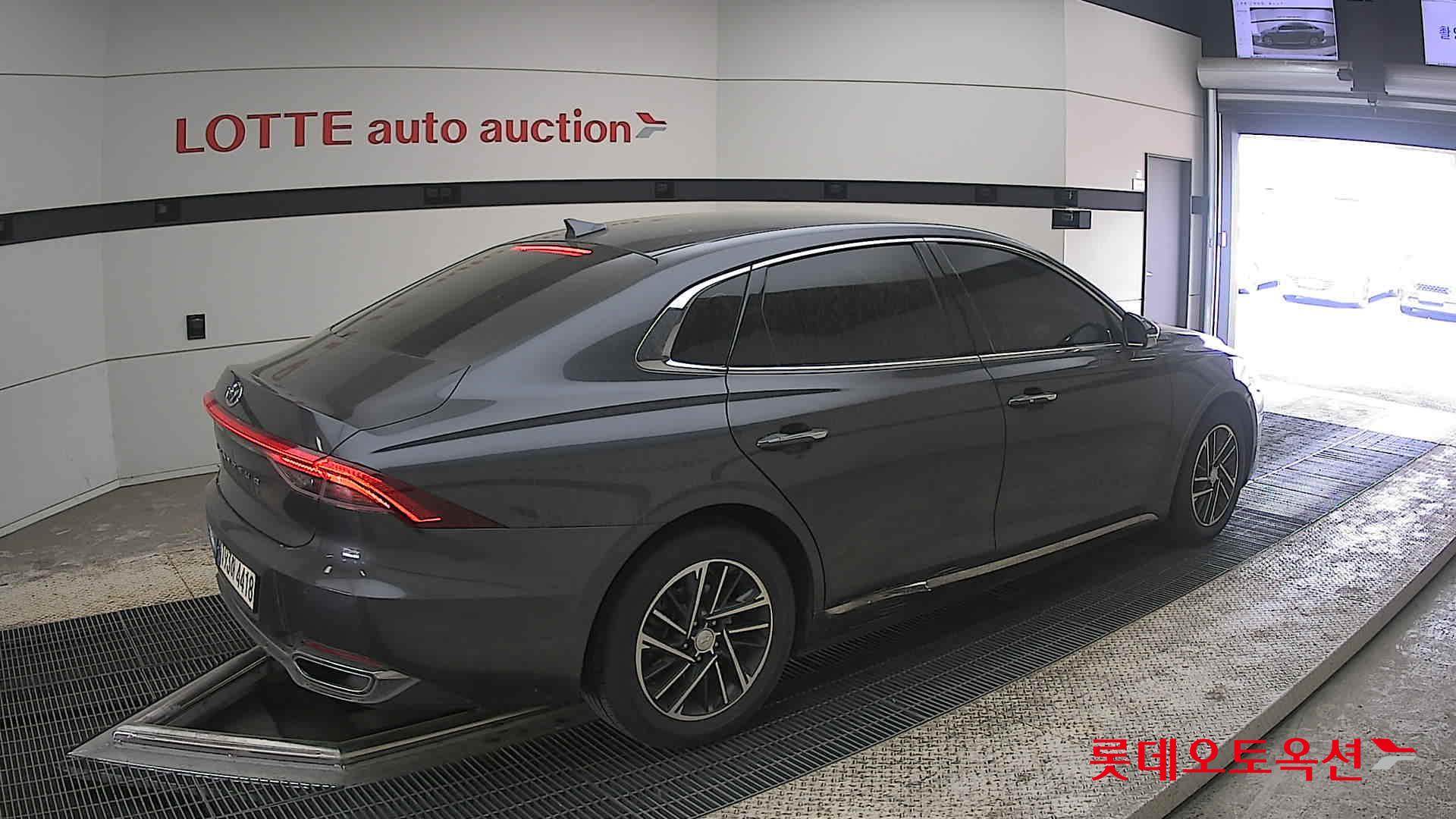 Hyundai Grandeur 2022 - Image 19