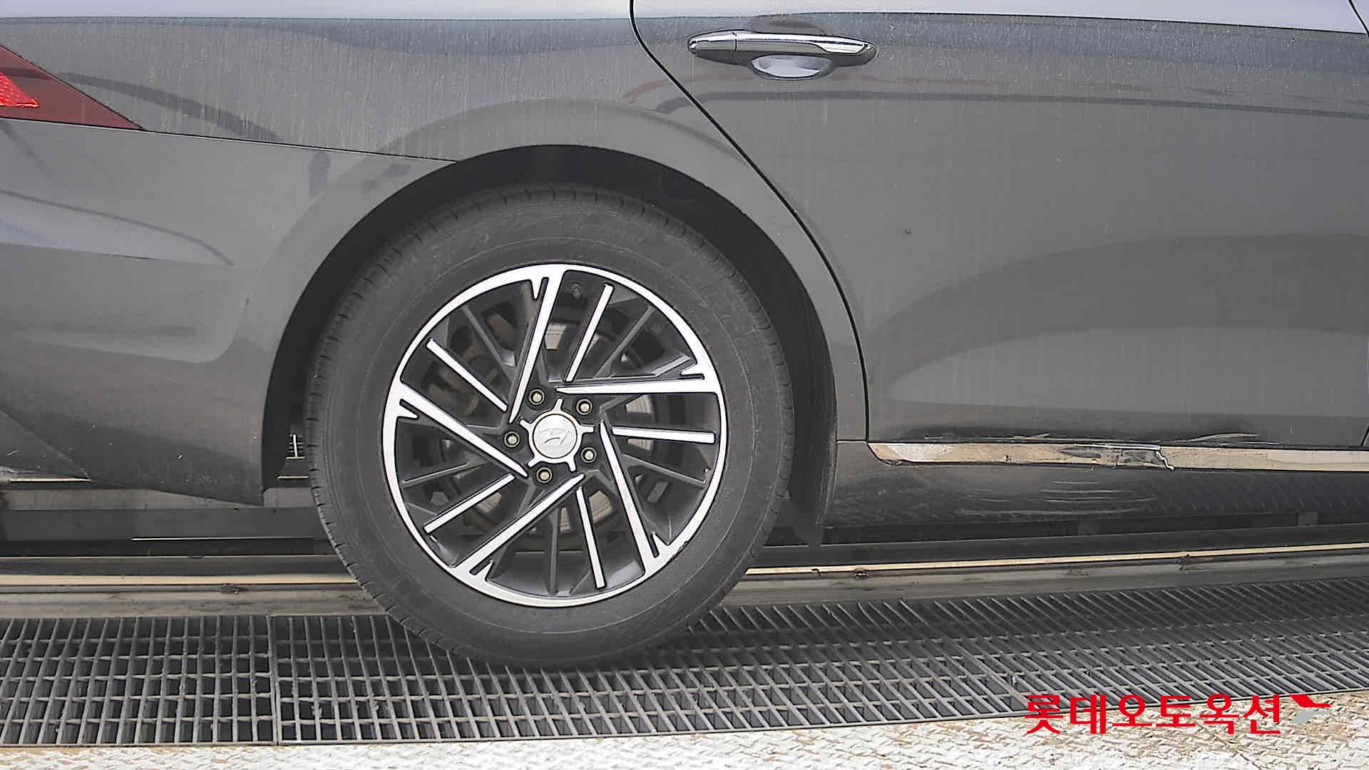 Hyundai Grandeur 2022 - Image 28