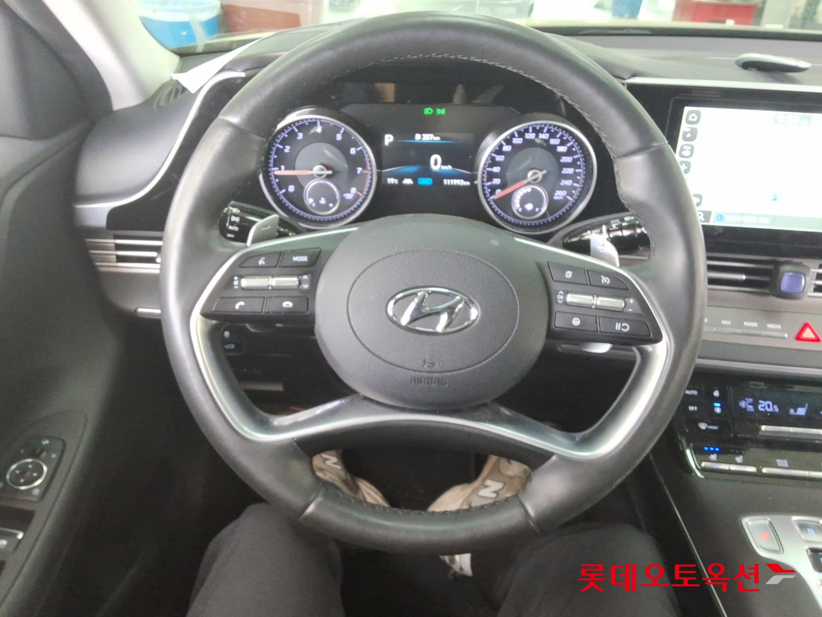 Hyundai Grandeur 2022 - Image 30