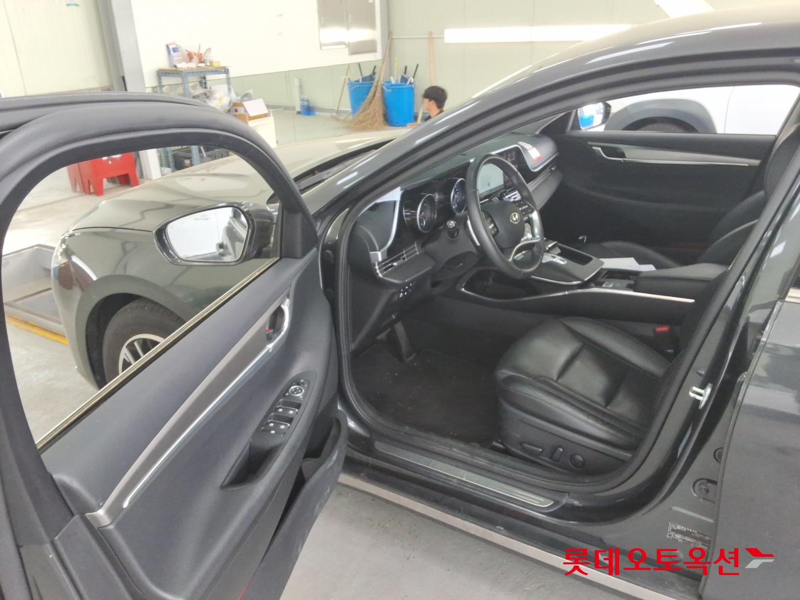 Hyundai Grandeur 2022 - Image 37