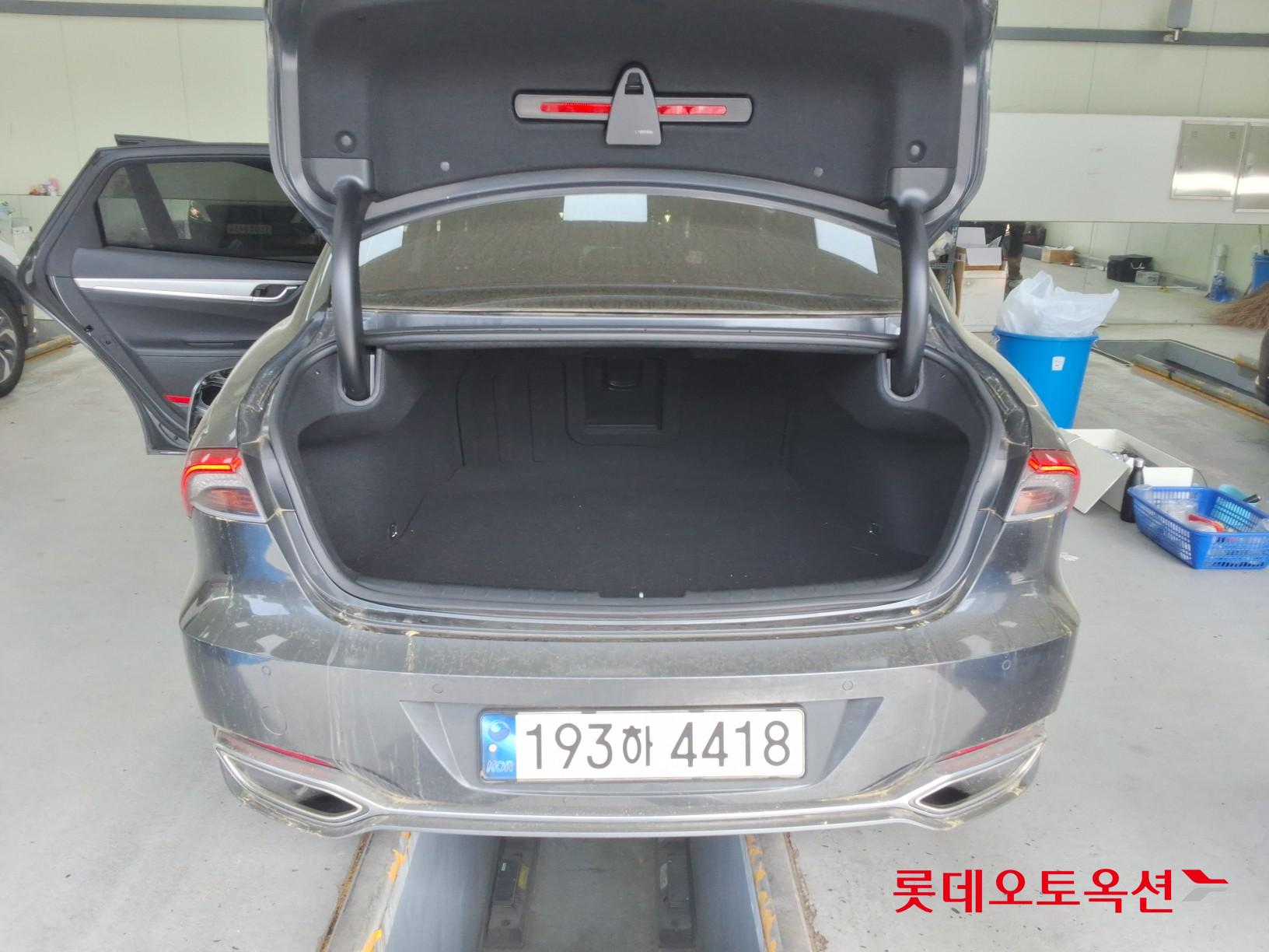 Hyundai Grandeur 2022 - Image 9