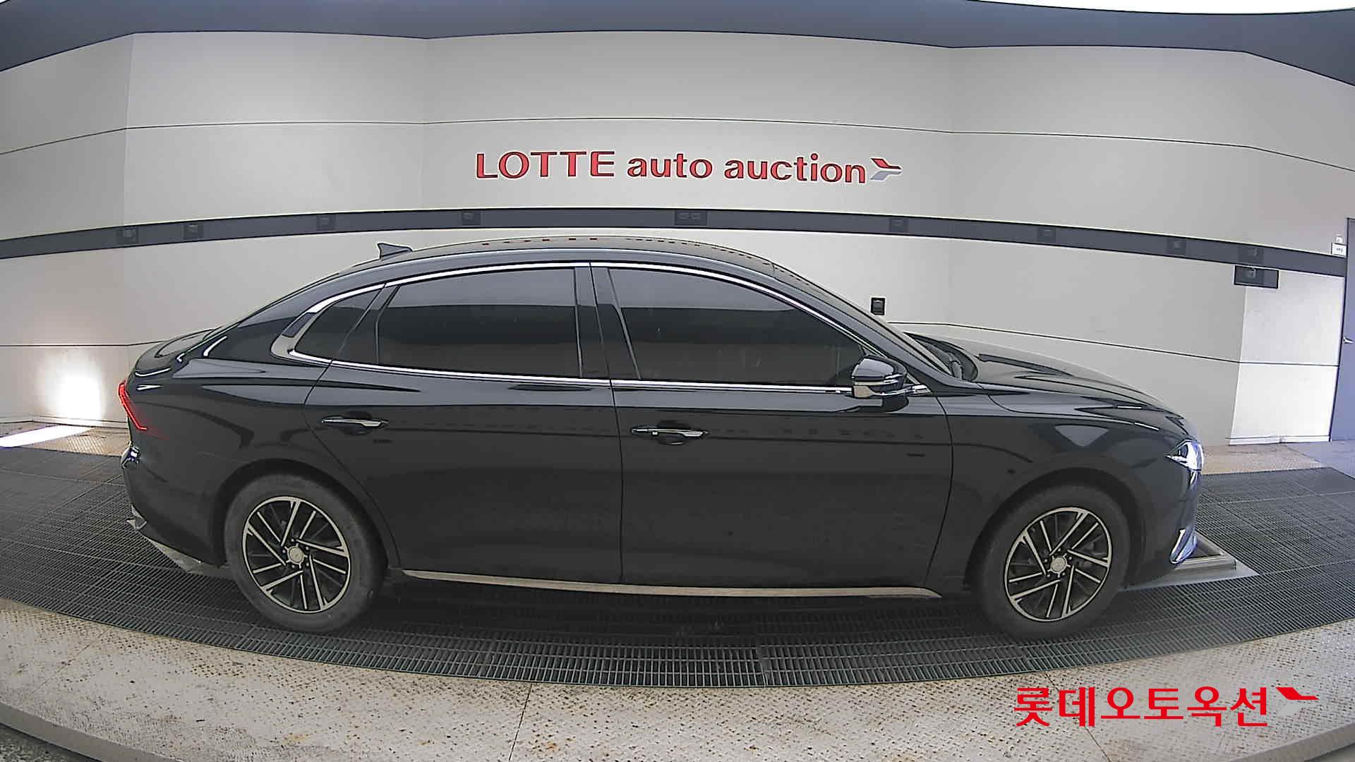 2022 - hyundai grandeur