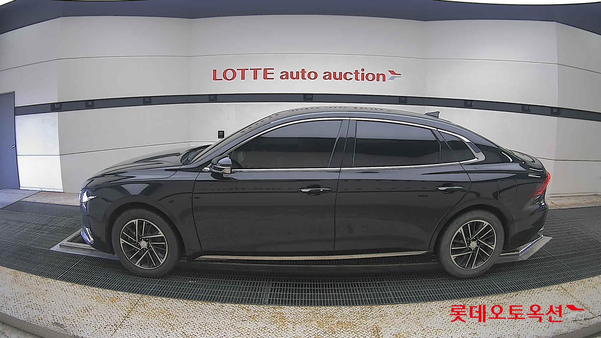 2022 - hyundai grandeur