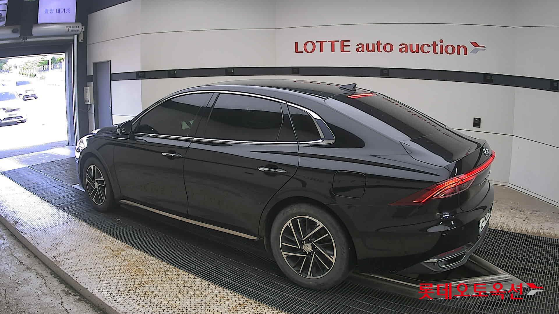 2022 - hyundai grandeur