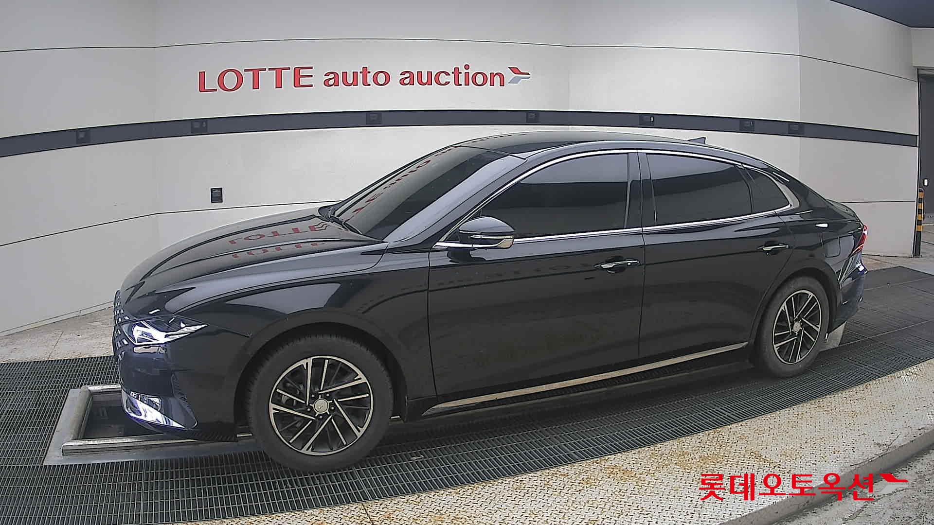 2022 - hyundai grandeur