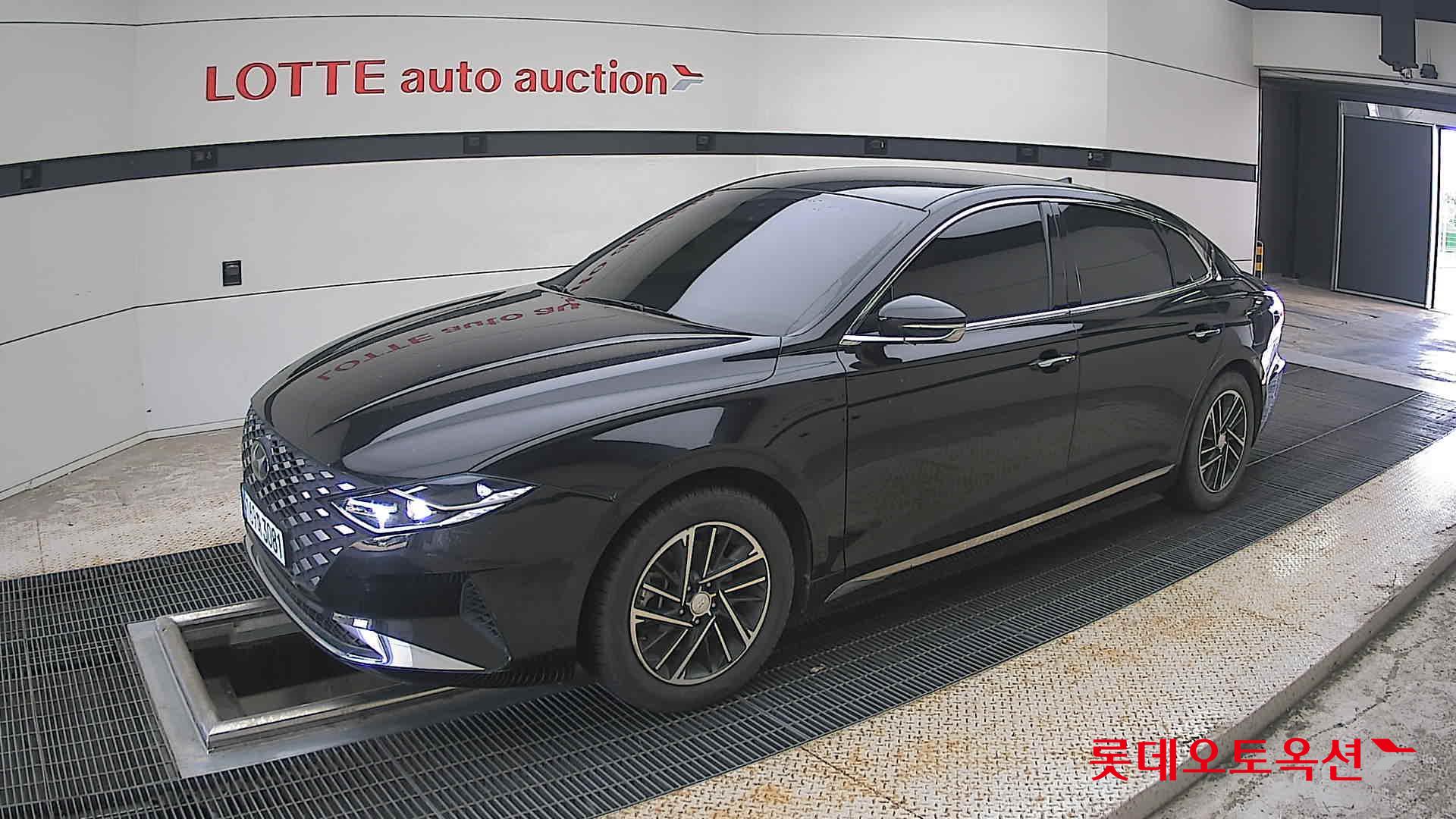 2022 - hyundai grandeur