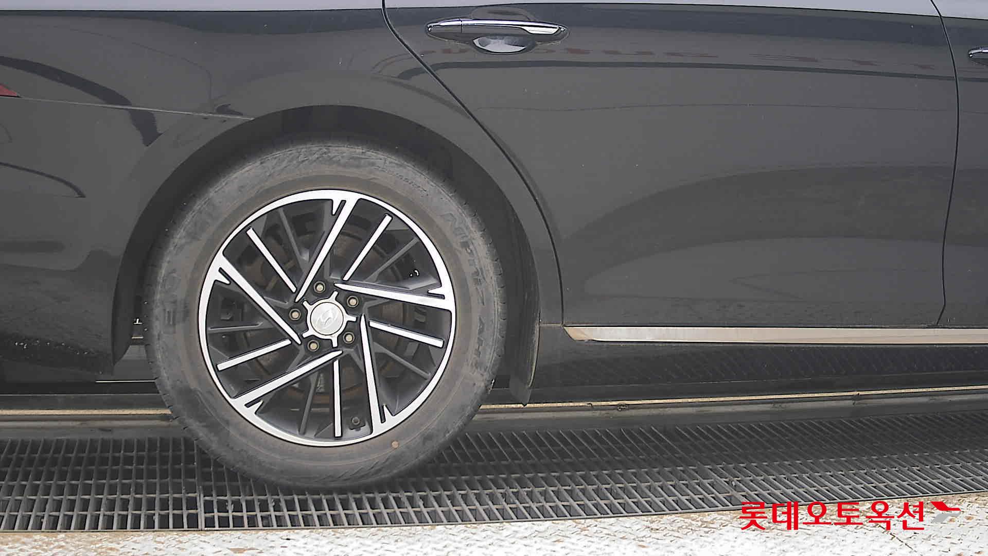 2022 - hyundai grandeur