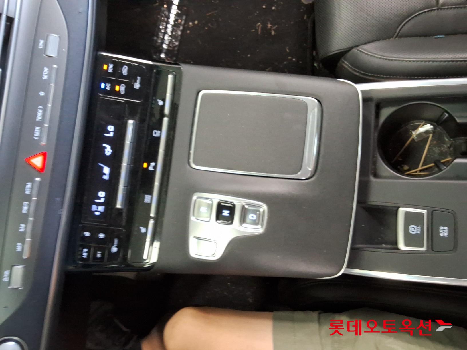 2022 - hyundai grandeur