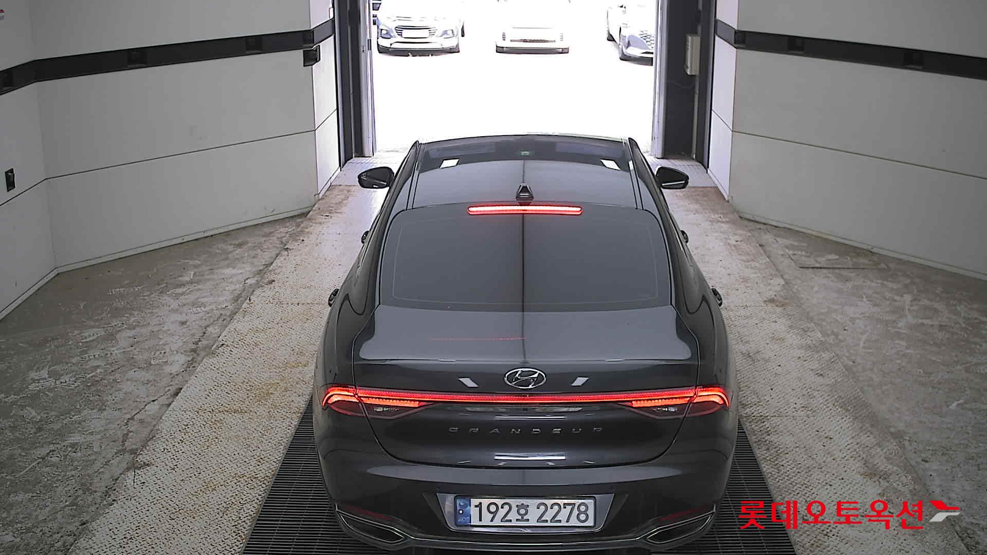 2022 - hyundai grandeur