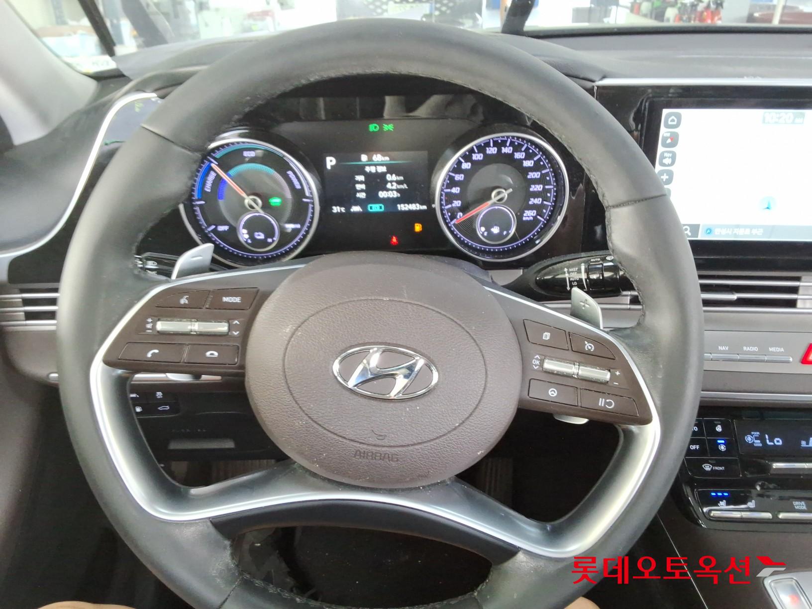 2022 - hyundai grandeur