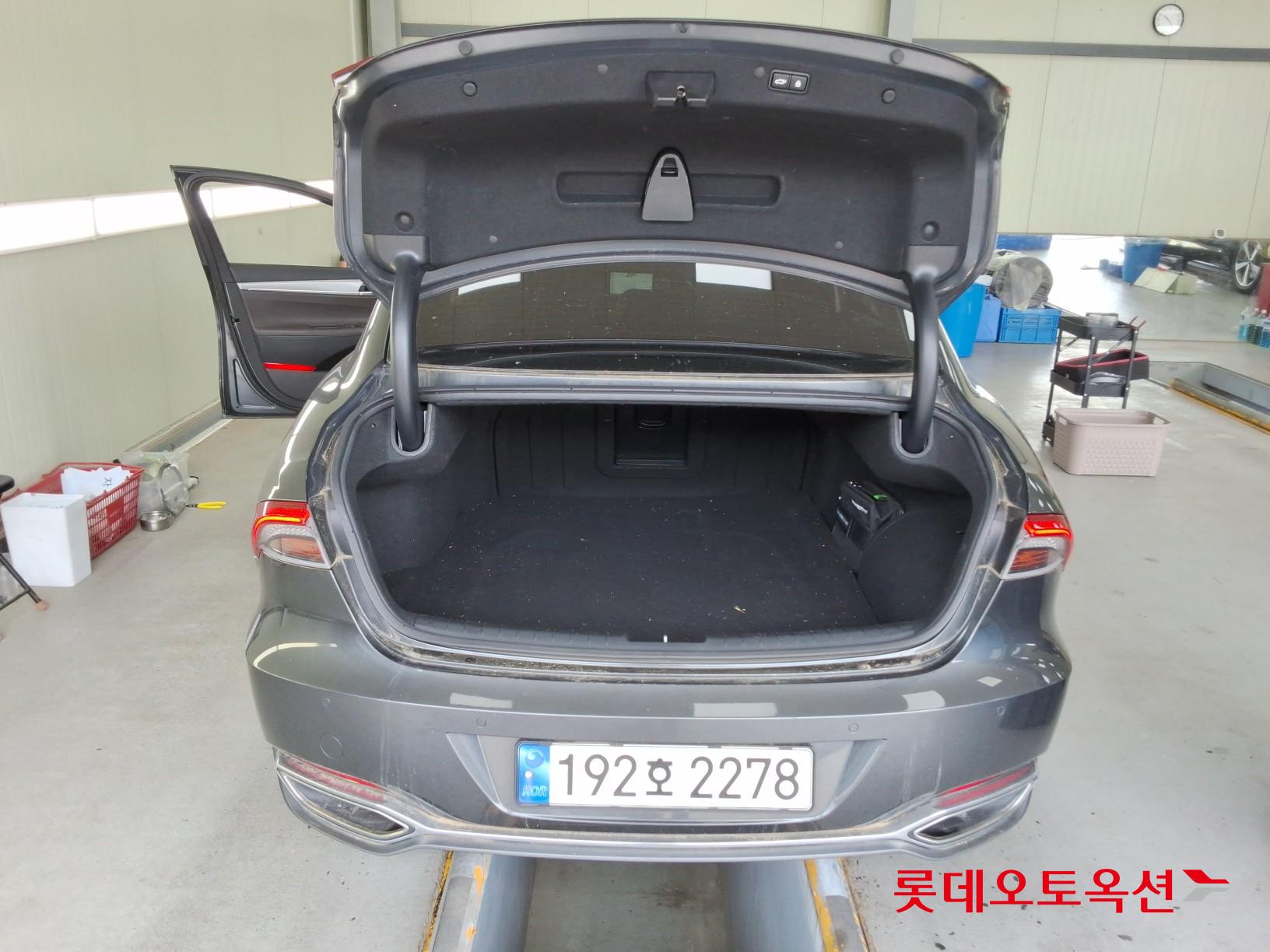 2022 - hyundai grandeur