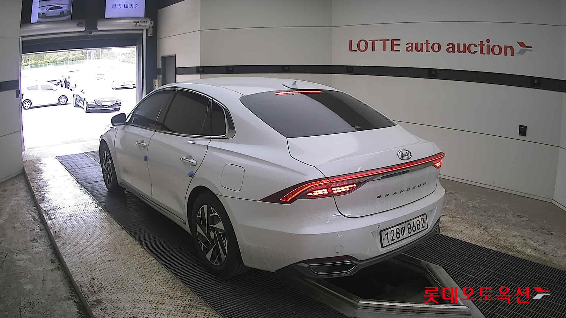 Hyundai Grandeur 2020 - Image 4