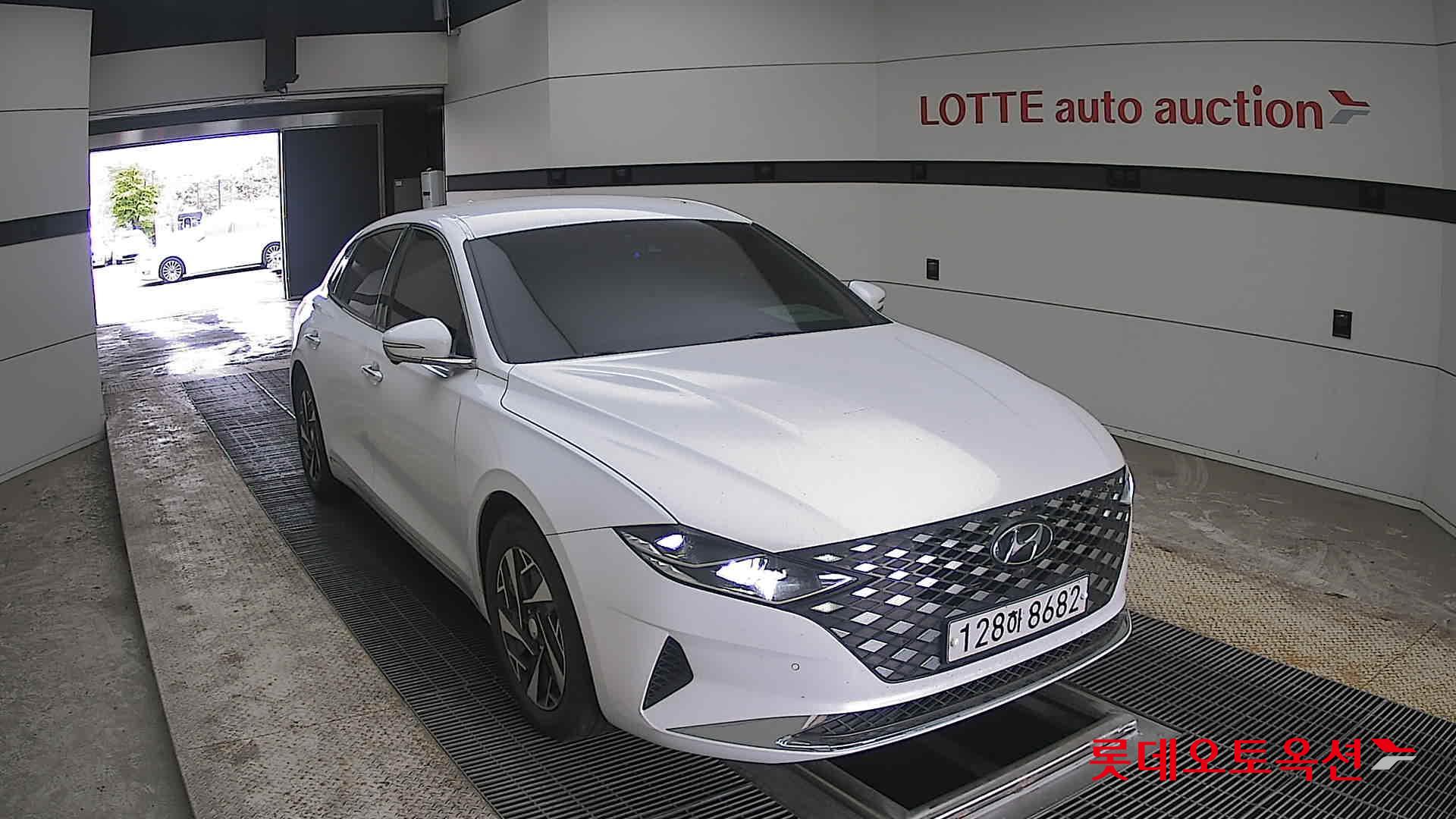 Hyundai Grandeur 2020 - Image 24