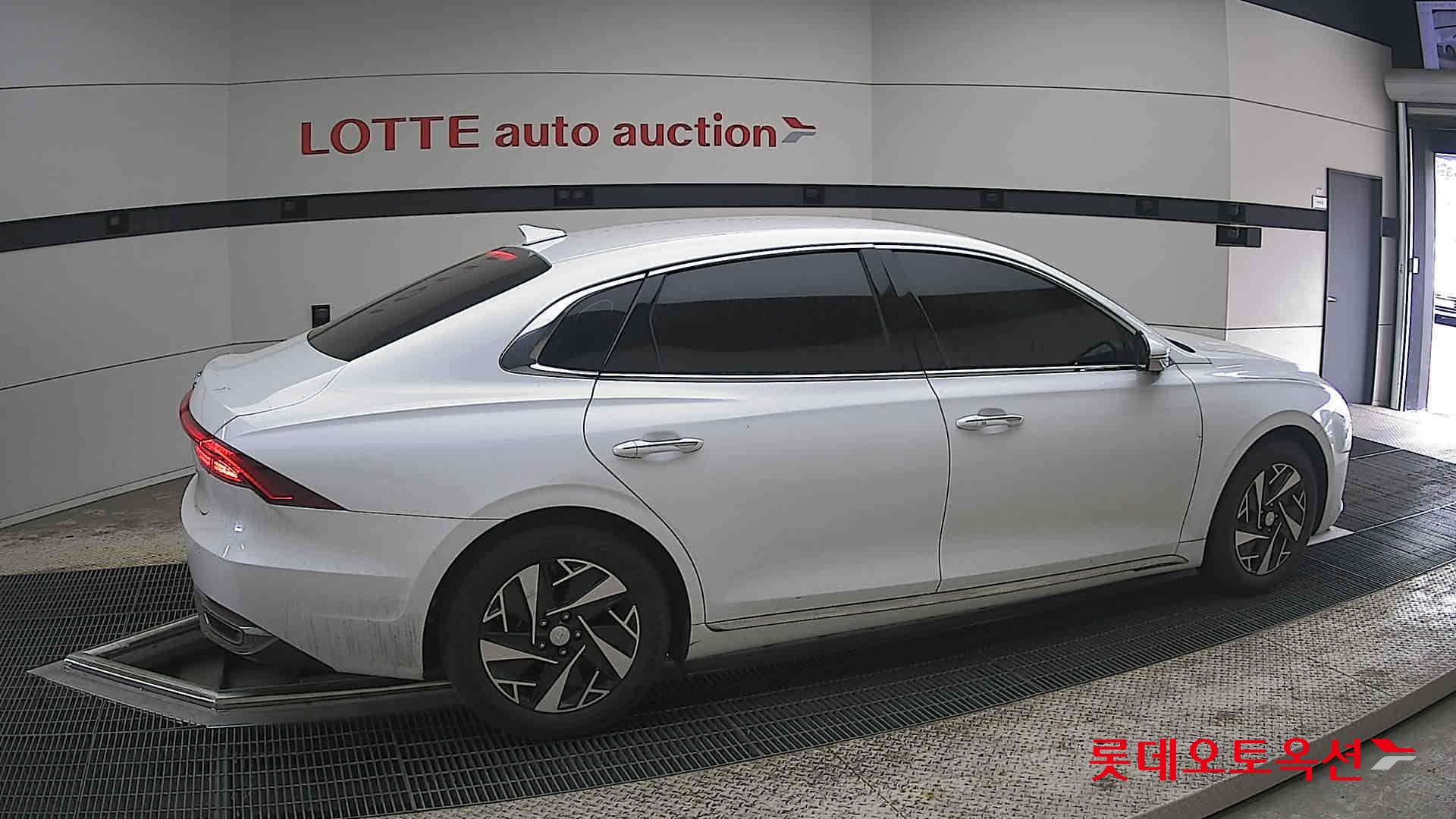 Hyundai Grandeur 2020 - Image 20