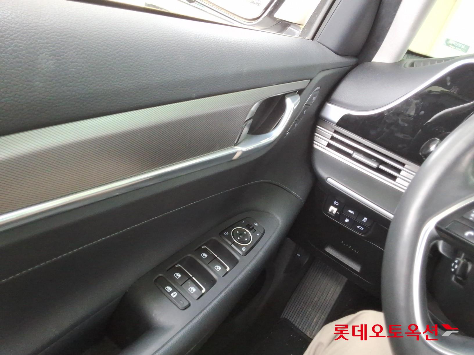 Hyundai Grandeur 2020 - Image 29