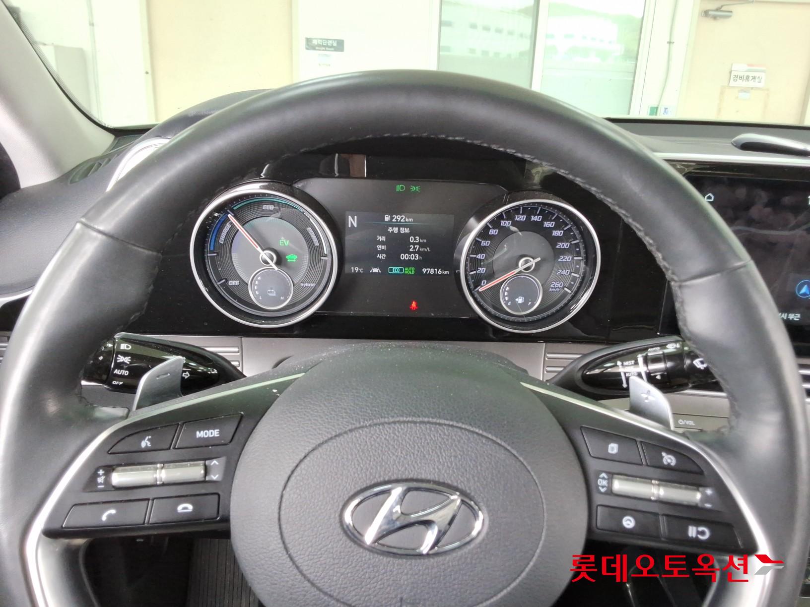 Hyundai Grandeur 2020 - Image 30