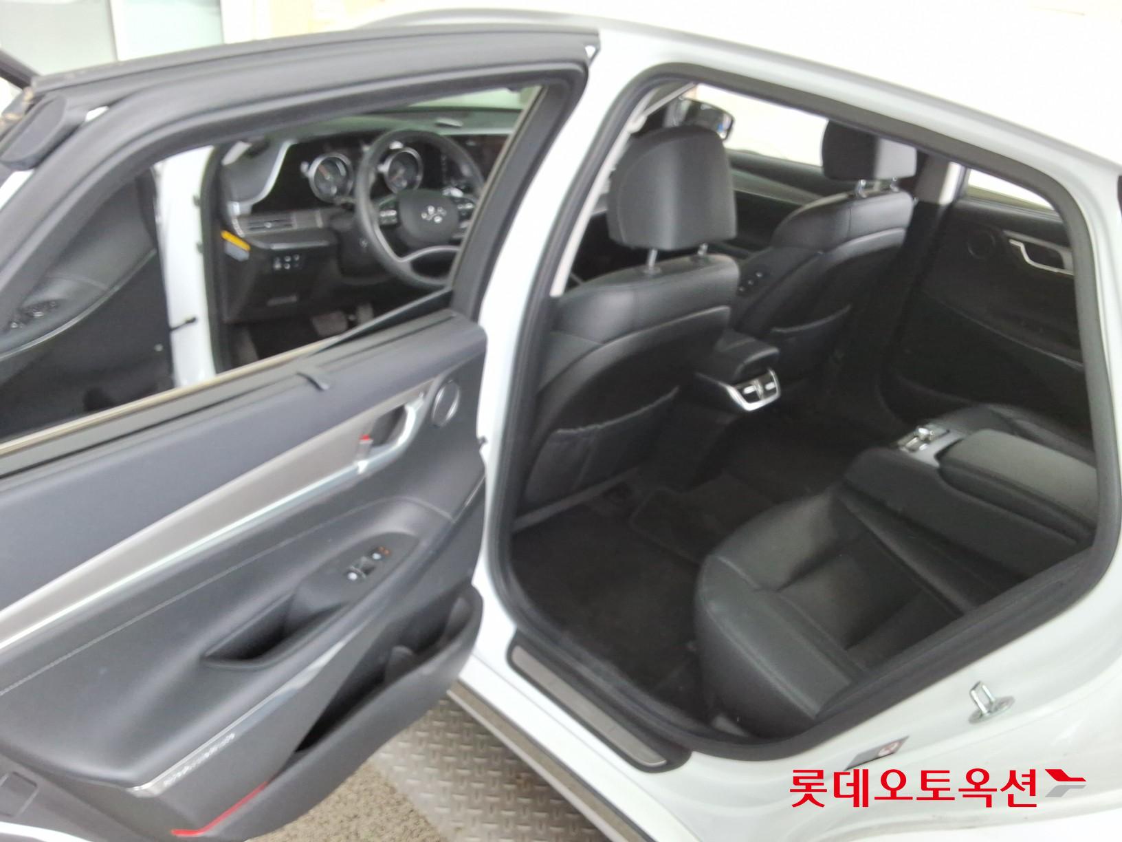 Hyundai Grandeur 2020 - Image 37