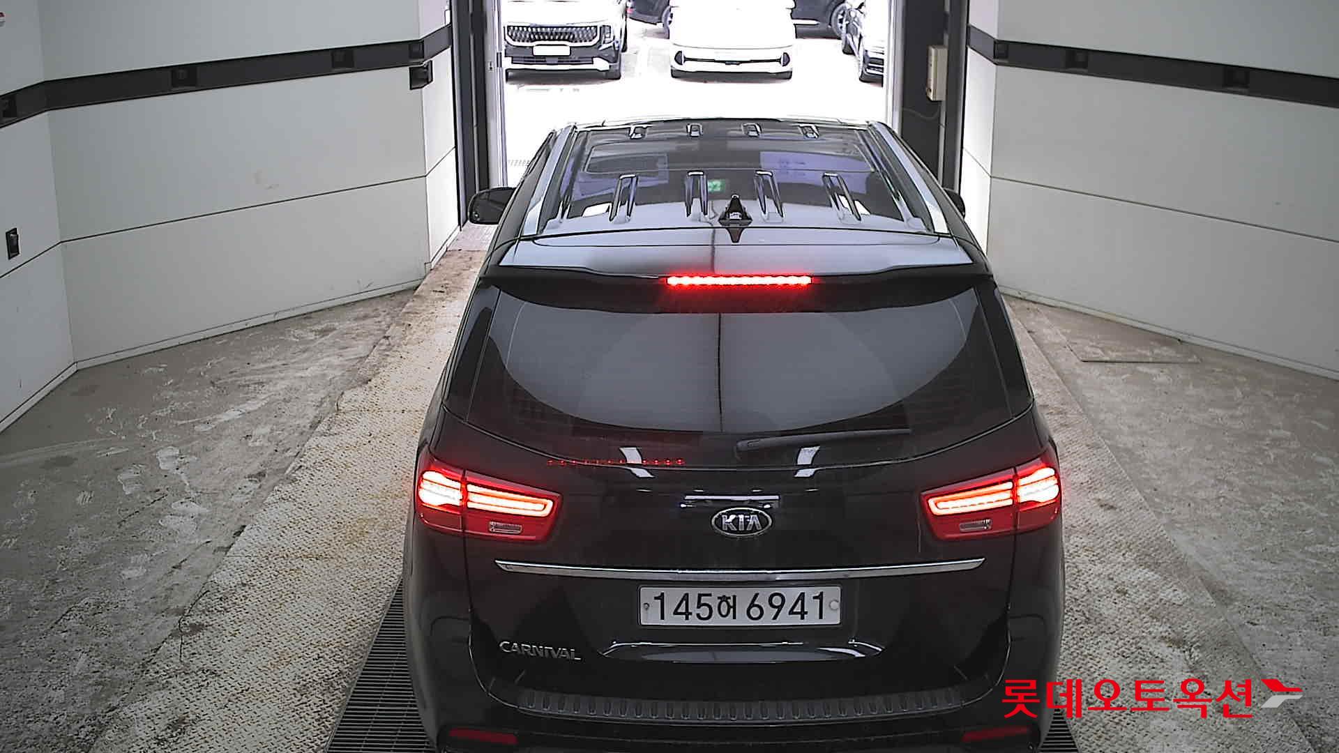 كيا نيو كارنيفال 2020 - صورة 17