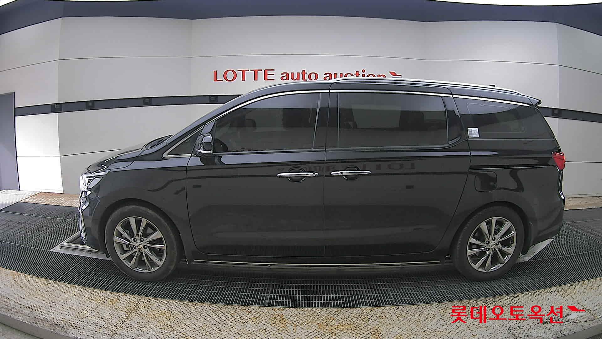 كيا نيو كارنيفال 2020 - صورة 13